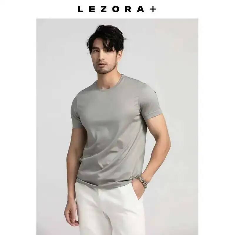 T-shirt manches courtes col en V homme, estival et basique, en coton mercerisé, mûrier, 7%