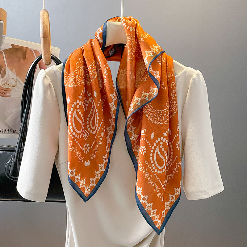 Écharpe carrée imprimée de luxe pour femme, 2024 coton, châle de printemps, enveloppes pour cheveux, main, poignet, sauna, kerchepostal, hijab, bandana, 70cm