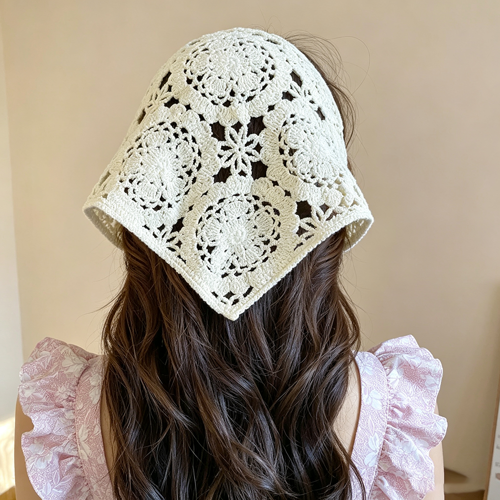 Foulard Triangle Bohème au Crochet pour Femmes et Filles, Bandana Tricoté Creux à Motifs Floraux Vintage, Accessoire Cheveux pour Plage d'Été