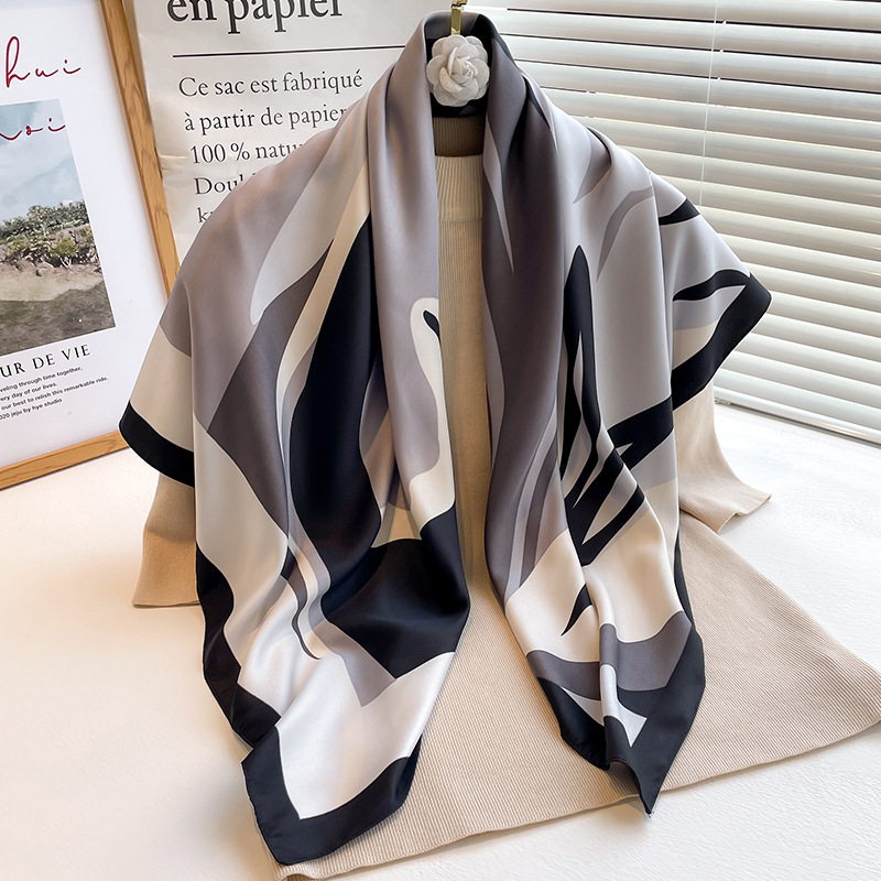 Foulard carré en soie tendance pour femme, bandeau imprimé en satin, châle de protection solaire, écharpe, bandeau pour la tête, bandana