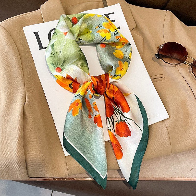 Nouveau modèle de petit foulard carré pour femme, en soie, 70 cm, imprimé lettres, décoratif, châle carré, foulard de tête, turban