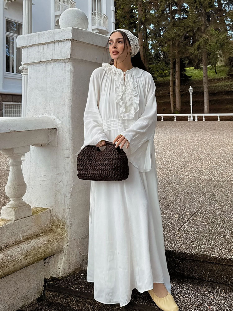 HH – robe longue blanche pour femmes, col en v, manches longues, bord à volants, décoration à lacets, Style plage, été
