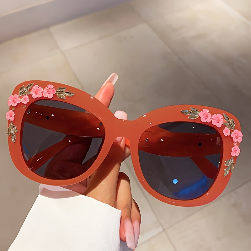 Lunettes œil de chat Vintage pour femmes, nouveau style, à la mode, avec décor floral, Chic, luxe, tendance, unisexe, haute qualité, tendance, 2026