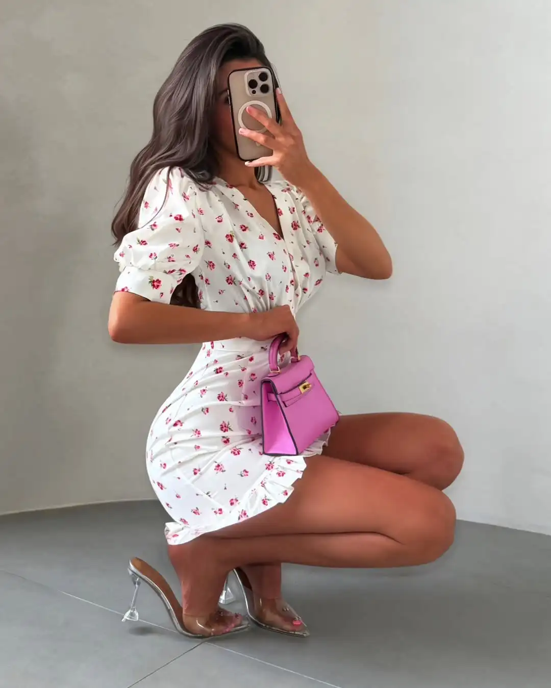Robe Courte Femme Imprimé Floral Rose Col V Manches Bouffantes Ceinture Ourlet Volanté Robes Décontractées Été 2026 Tenues de Vacances pour Femme