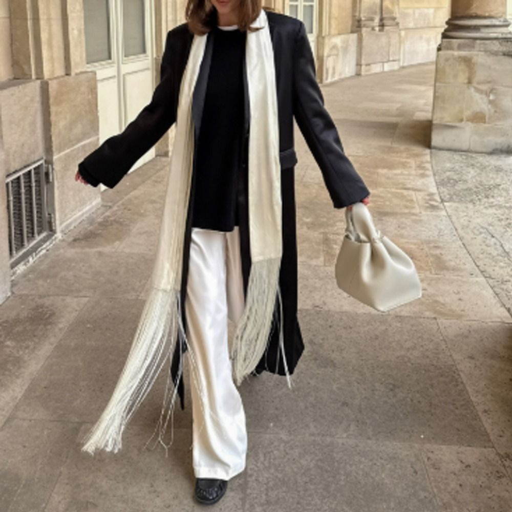 Nouvelle écharpe à franges et pompons, châle oversize respirant et doux, accessoire féminin, streetwear Y2K, décoration pour jeans style rideau arrière