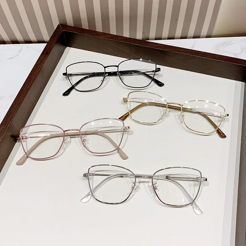 Lunettes de myopie à petite monture carrée classique pour femmes, œil de chat vintage, vue de près, lentille claire, lunettes de vue à courte vue, 2025
