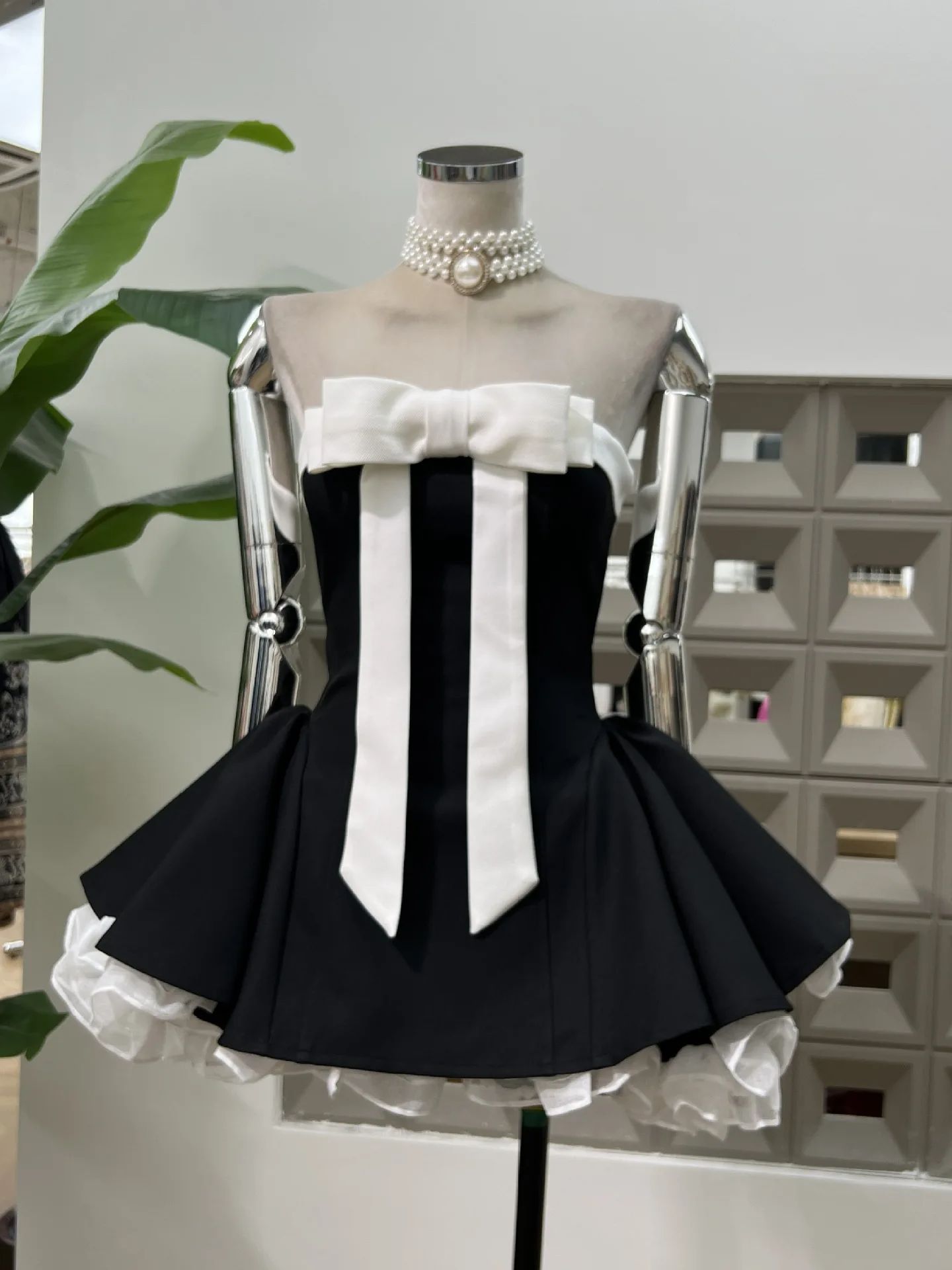 Robes pour femmes Vintage élégant sans bretelles nœud taille haute moelleux Mini robe d'été mode française Sexy fête d'anniversaire robe de bal