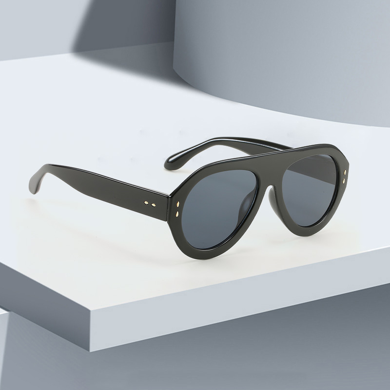 Lunettes de soleil rondes dégradées rouges vintage pour femmes, lunettes de mode modernes, cadeau pour femmes, nouveau, 2025
