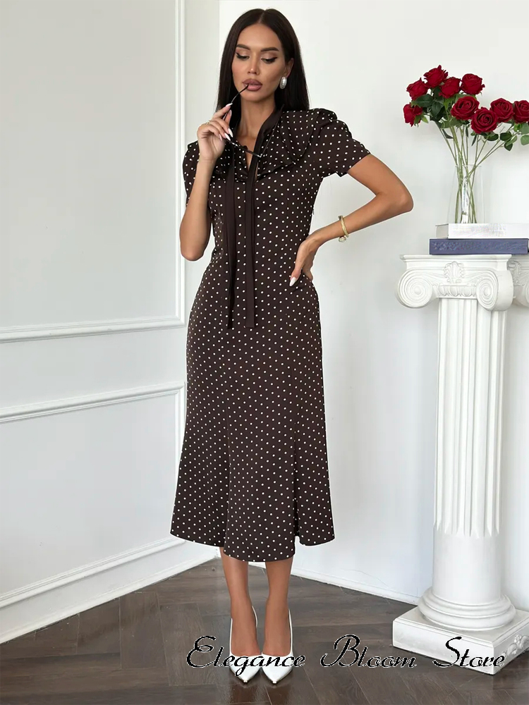 Robe midi pour femme à pois, col à nœud, manches courtes bouffantes, robe moulante à queue de poisson, robe de soirée décontractée et vintage.