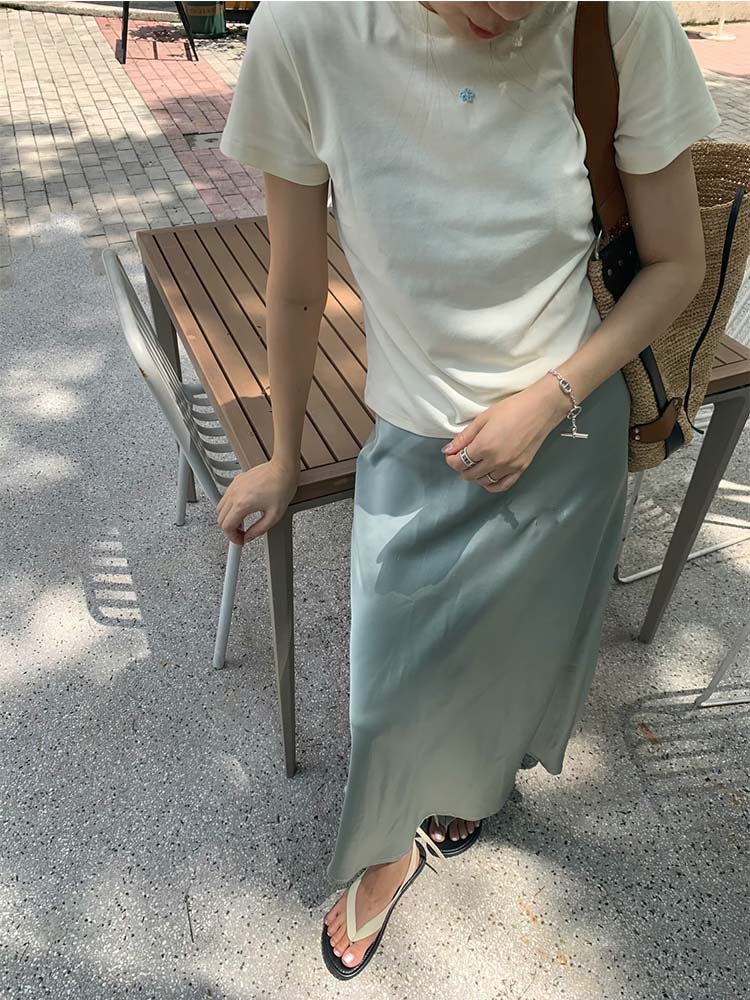 Jupe longue en satin taille haute pour femme, simple et élégante, idéale pour l'été