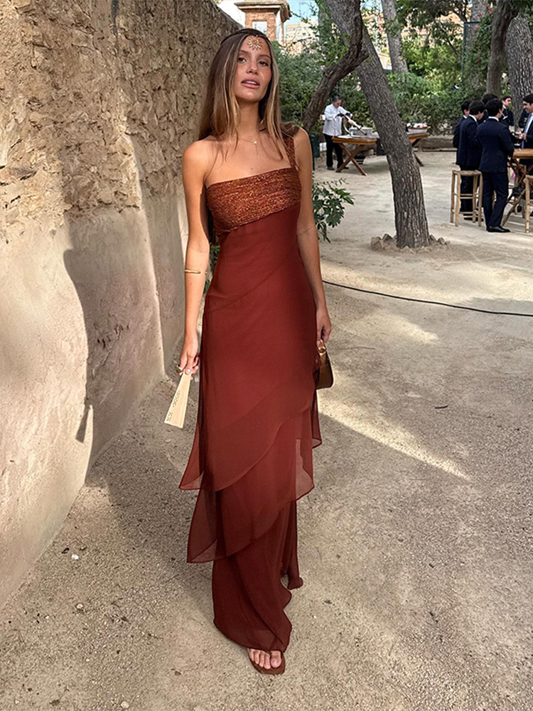 Robe longue élégante patchwork pour femme, sans manches, à col asymétrique et volants en cascade, collection été 2026, chic pour les vacances