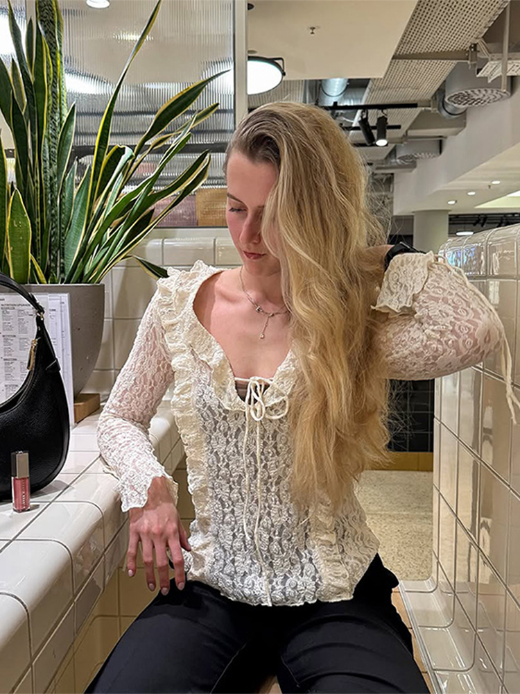 Dentelle à volants femmes petit haut plissé couches à lacets nœud col en v à manches longues maille voir à travers élégant Baggy court Blouse pull