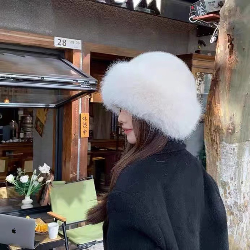 Chapeau seau d'hiver pour femmes, Streetwear, bonnet coupe-vent en peluche, fausse fourrure de vison, mode doux Shopping, épais et chaud, chapeau mongol pour dames