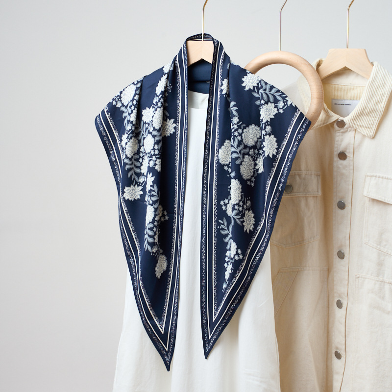Nouvelle Écharpe Triangulaire Tendance pour Femme, Foulard Bandana Motif Cachemire, Écharpe & Châle de Plage Estival, Décoration de Pantalon, Plusieurs Couleurs