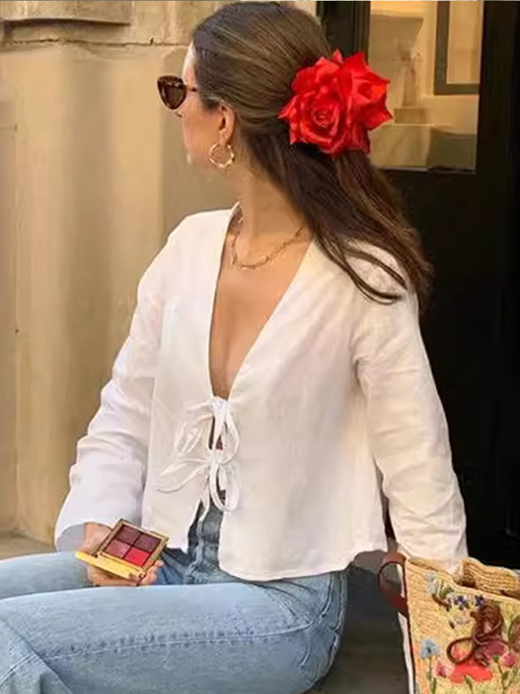 Chemisier à lacets à manches longues pour femmes, chemisier blanc à col en V, chemise élégante, style de rue chic, haut décontracté pour document monochrome, été