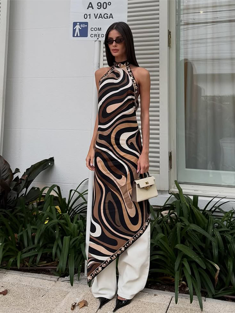 Robe asymétrique imprimée plage pour femme, dos nu, sans manches, taille haute, coupe droite, chic, nouvelle collection été 2026, idéale pour les vacances