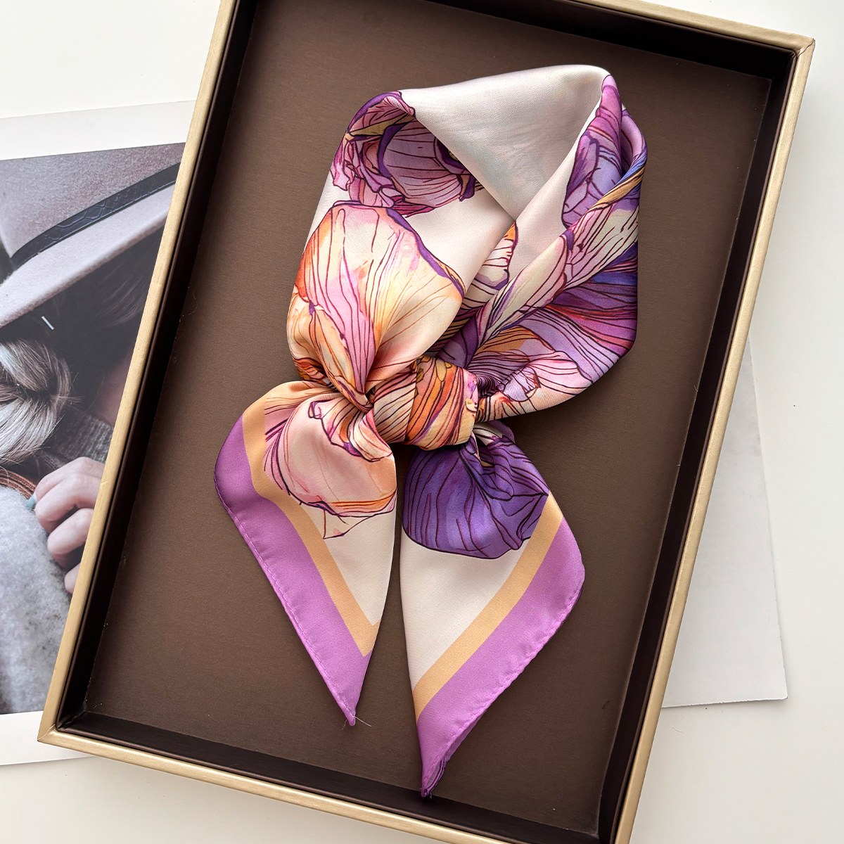 Élégant Foulard Carré en Soie Imitation Florale pour Femme, Bandeau Cheveux, Bandana, Écharpe de Cou, Nouveauté 2026