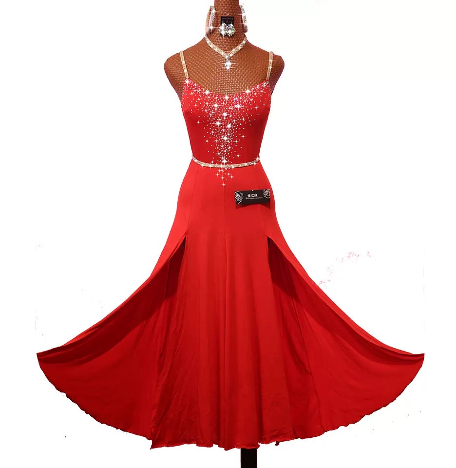 Nouvelle robe de flamenco rouge à fente haute pour performance, robe de danse Rumba brillante avec grande jupe pour concours de danse latine