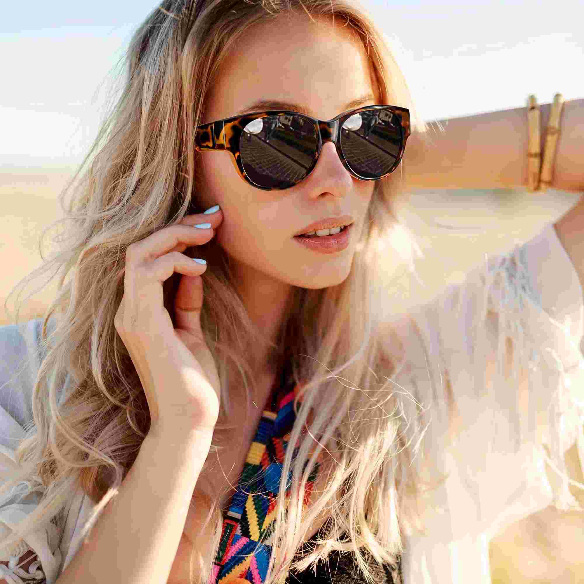 Lunettes de soleil polarisées adaptées aux lunettes, aux lunettes de soleil pour les femmes pour sortir sur les lunettes Lightweight-SG0179
