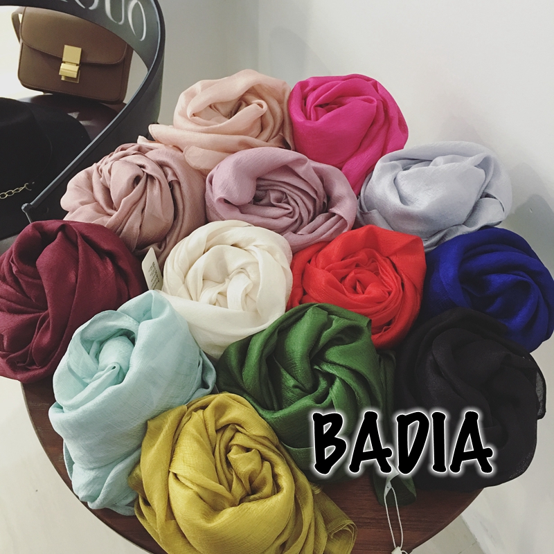Hijab Léger et Brillant pour Femme 95*180cm, Foulard Musulman Uni, Écharpe Soyeuse Douce, Châle Islamique Surdimensionné