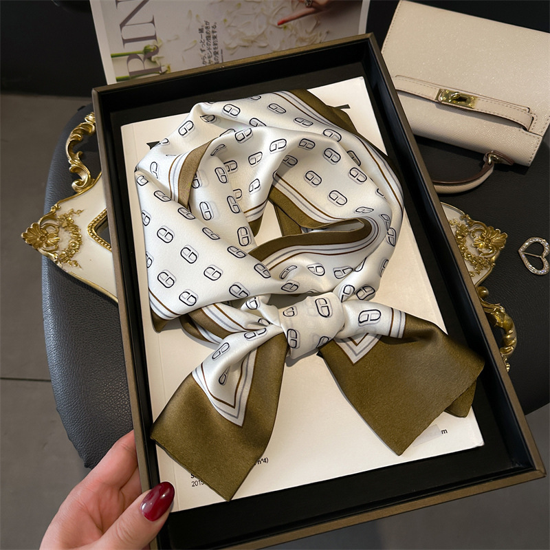 Écharpe fine en satin doux pour femme, foulard à pois français, écharpe de cheveux pour femme, bandeau de sauna, écharpes de la présidence