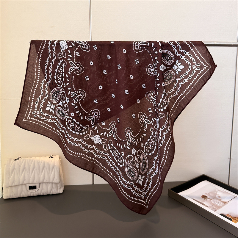 Foulard carré de luxe en forme de cajou pour femmes, doux, 70x70cm, châle, chaîne, élégant, Bandanas, imprimé Paisley, Hijab