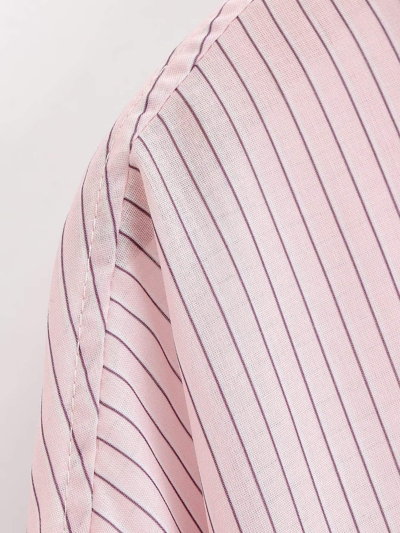 Chemise pour femme 2026 – Nouvelle collection été style européen et américain – Haut asymétrique à manches longues rayé pour femme