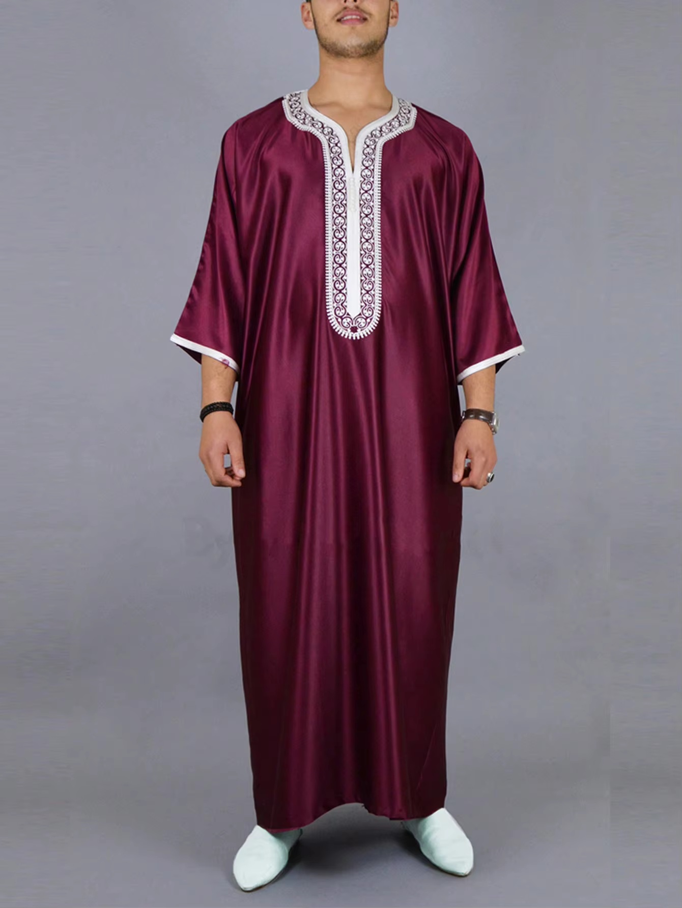 Robe pour homme de style ethnique marocain, tenue formelle musulmane pour l'Aïd al-Fitr, robe pour homme luxueuse brodée, robe au design exquis