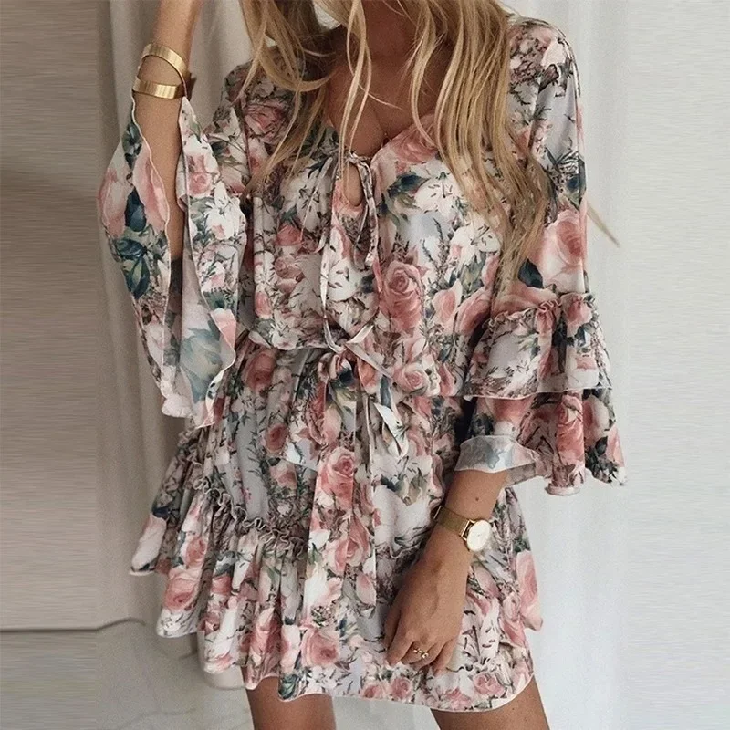 Femmes Boho robes été 2022 Sexy col en V imprimé fleuri Boho Robe de plage à volants à manches longues une ligne Mini Robe portefeuille Robe d'été