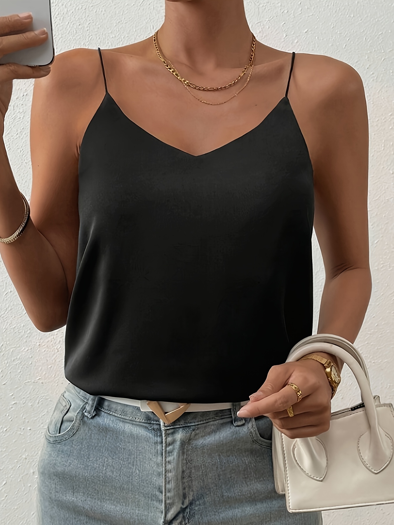 Haut caraco en satin à épaules dénudées pour femme, col en v, sans manches, chemisier d'été léger, élégant, tenue décontractée, pièce superposée pour robes