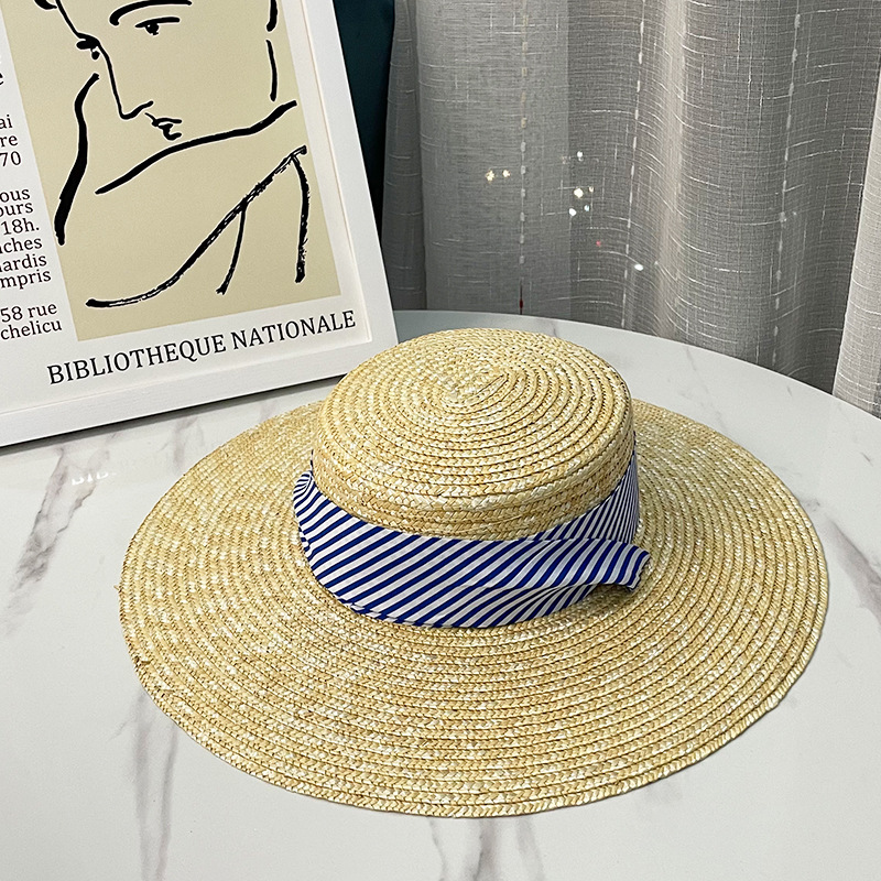 Chapeau d'été pour femmes, casquette de Protection solaire, haut plat, à large bord, décoration de ruban, chapeau de paille, chapeau de soleil de plage avec mentonnière