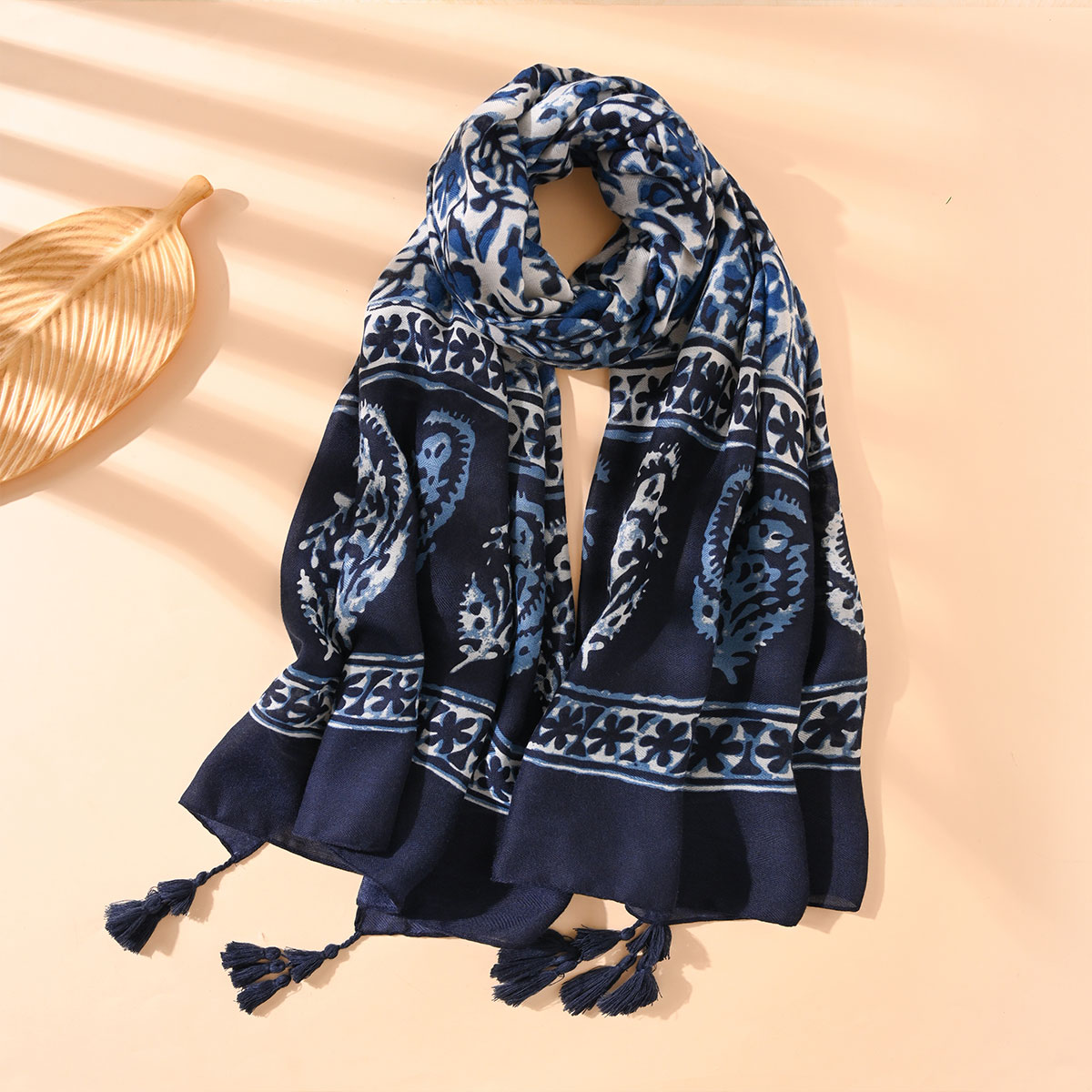 Nouveau Style femmes élégant foulards floraux châles multicolores Bandana Design de mode Style hawaïen gland Protection solaire châles