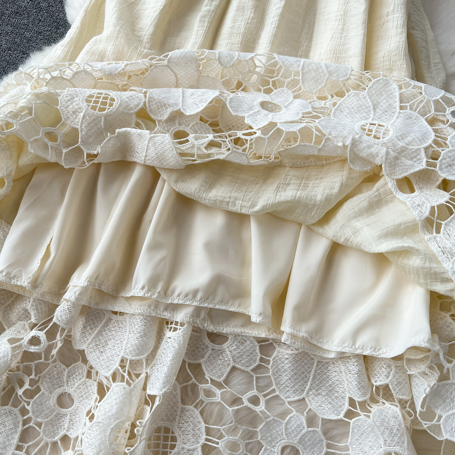 Robe d'été en dentelle brodée à fleurs, ajourée, décontractée, à lacets, robes de vacances, robe de plage