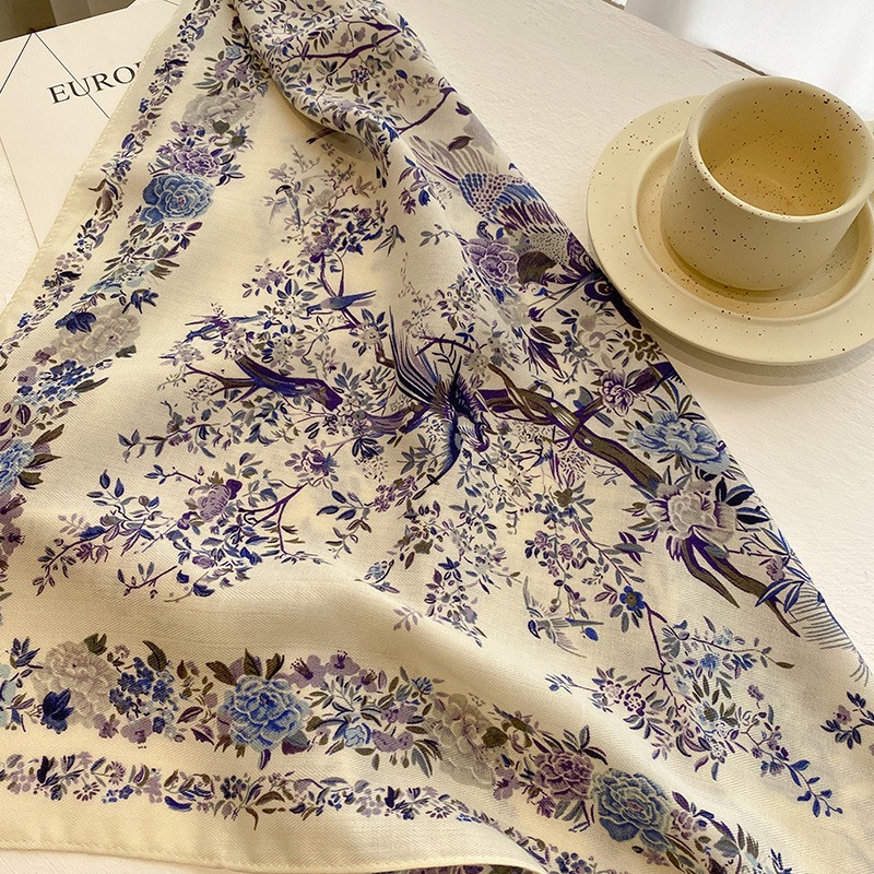 70x70 cm Simple élégance Floral oiseau imprimé foulard en soie lyrique velours Style coréen campagne fleur chaud crème solaire grand châle