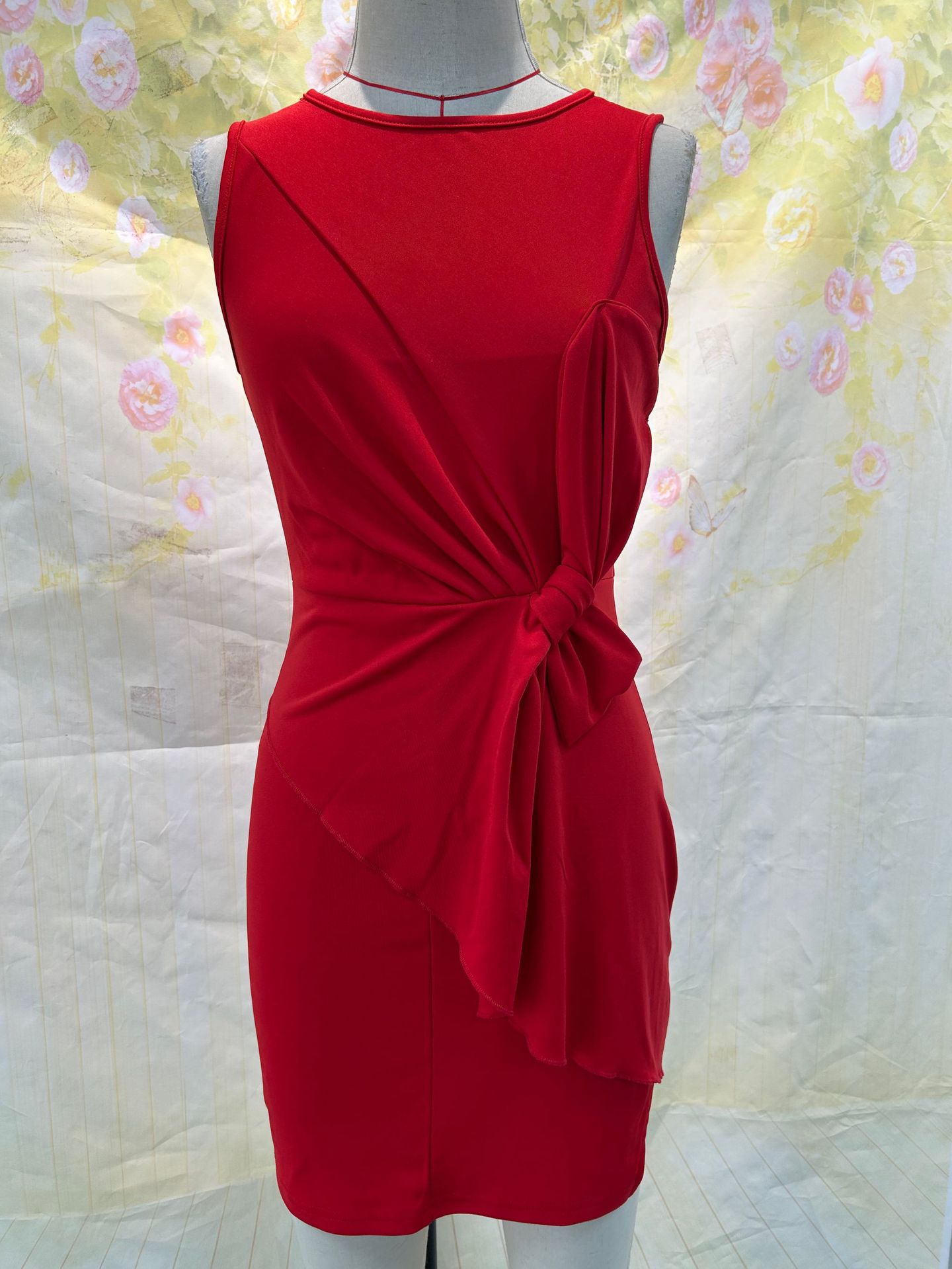 Robe midi sans manches à nœud papillon tendance 2026, couleur unie, style européen pour femmes