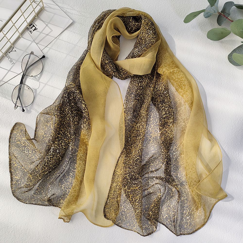 Foulard en mousseline de soie Georgette pour femmes, Style classique, dégradé, léopard, élégant, Bandana, Protection contre le soleil, été