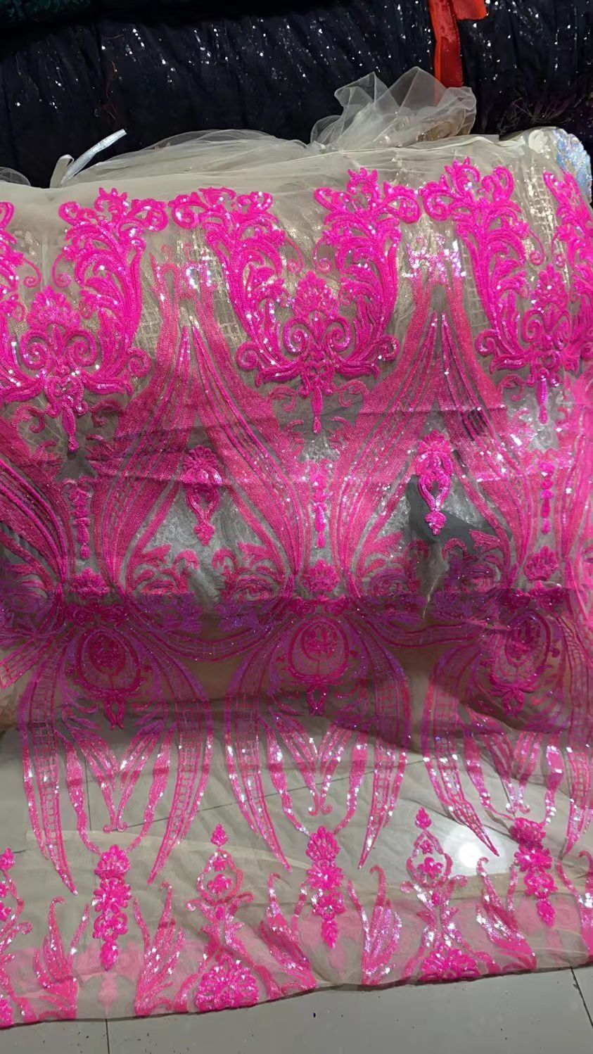 Nouvelle couleur noir or brodé dentelle matériel paillettes robe de soirée Costume vêtements accessoires maille paillettes mère robe tissu