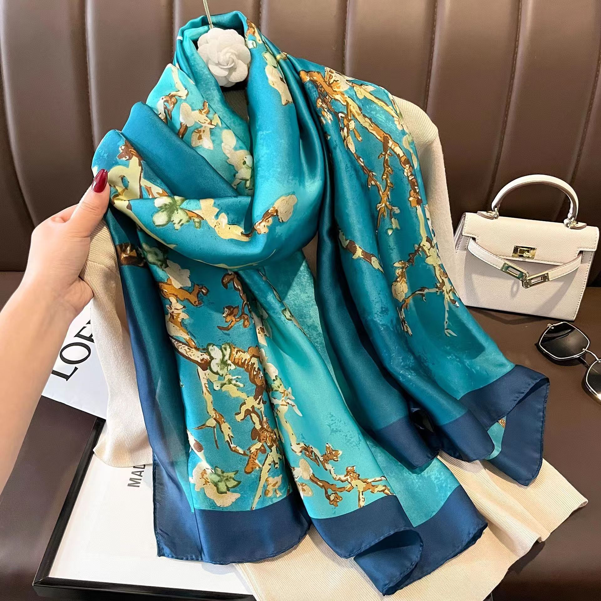 Écharpe de printemps pour femme, design de luxe, en soie, protection solaire, respirante, douce, foulard musulman, châle de plage 85x180cm