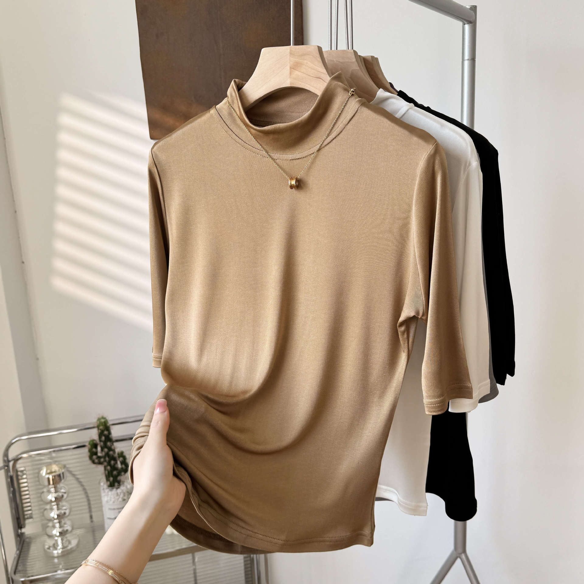 Yuyue's 100% soie de mûrier basique femmes T-shirt couleur unie grande taille demi col rond soie de mûrier haut mi-manches chemise de Base