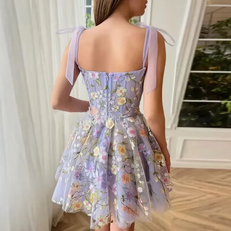 Robe pour femmes à la mode 3D fleur broderie enveloppé hanche sans manches Sexy robe à bretelles 2025