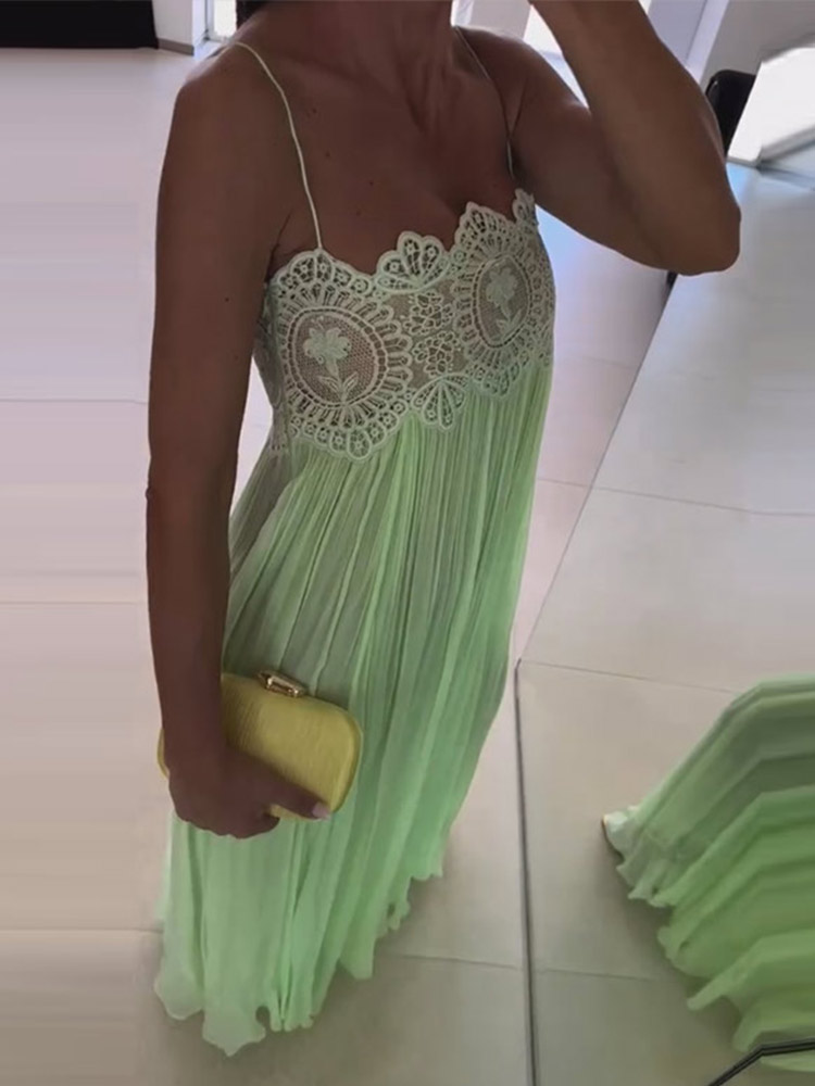Robe longue d'été pour femme en dentelle florale, transparente, ajourée, plissée, à fines bretelles spaghetti, coupe ample, verte, 2026