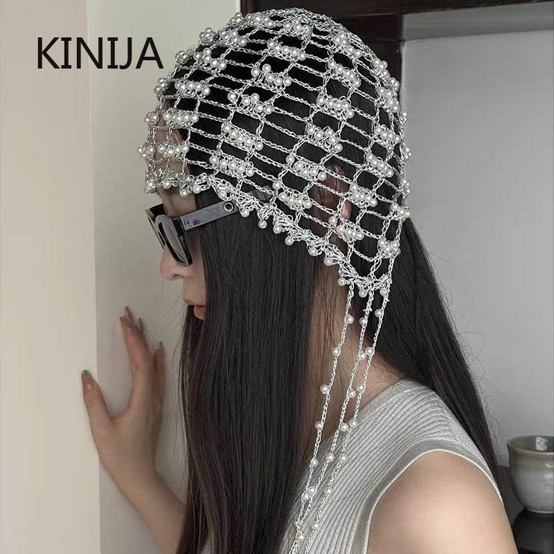 Élégant Bonnet Turban Creux pour Femme, Fait Main avec Chaîne Métallique et Pompon de Perles, Style Niche Tendance, Chapeau Foulard Polyvalent à Enfiler