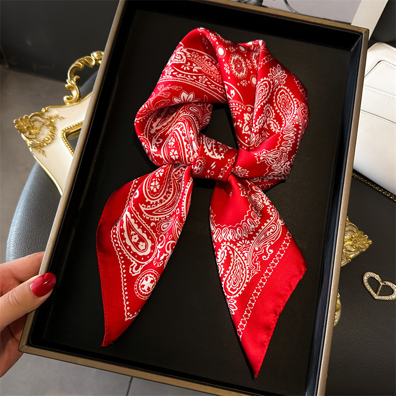 Écharpe carrée en Satin imprimé Paisley pour femmes, écharpe de luxe en Imitation soie, respirante, coupe-vent, accessoire de mode