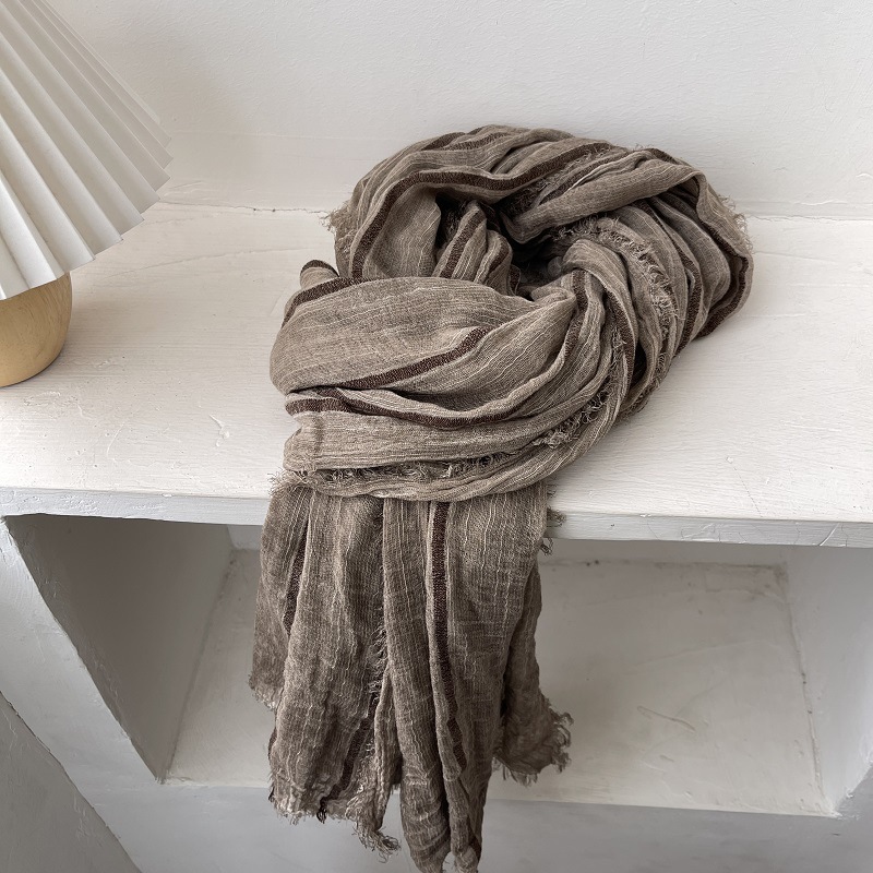 Écharpe en coton et lin rayée de style japonais pour femme, respirante, simple, pour le voyage, longue, douce, châle et étole, avec pompon court, Bufanda