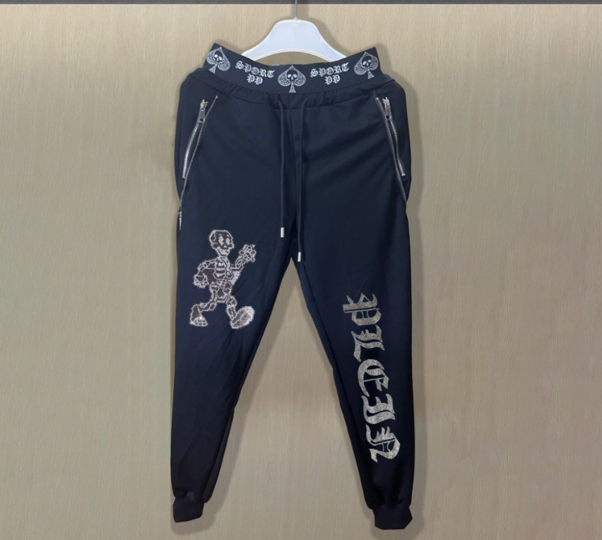 2025 nouveaux pantalons de survêtement pantalons de survêtement hommes coupe ajustée pantalons d'entraînement mâle multi-poches décontracté strass pantalon Design vêtements de sport