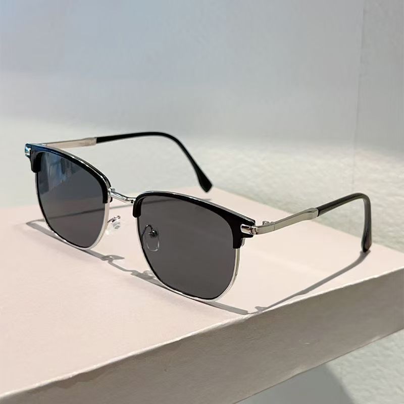 Lunettes de soleil carrées de luxe pour hommes et femmes, monture en alliage tendance de marque, verres dégradés vintage, Oculos Feminino