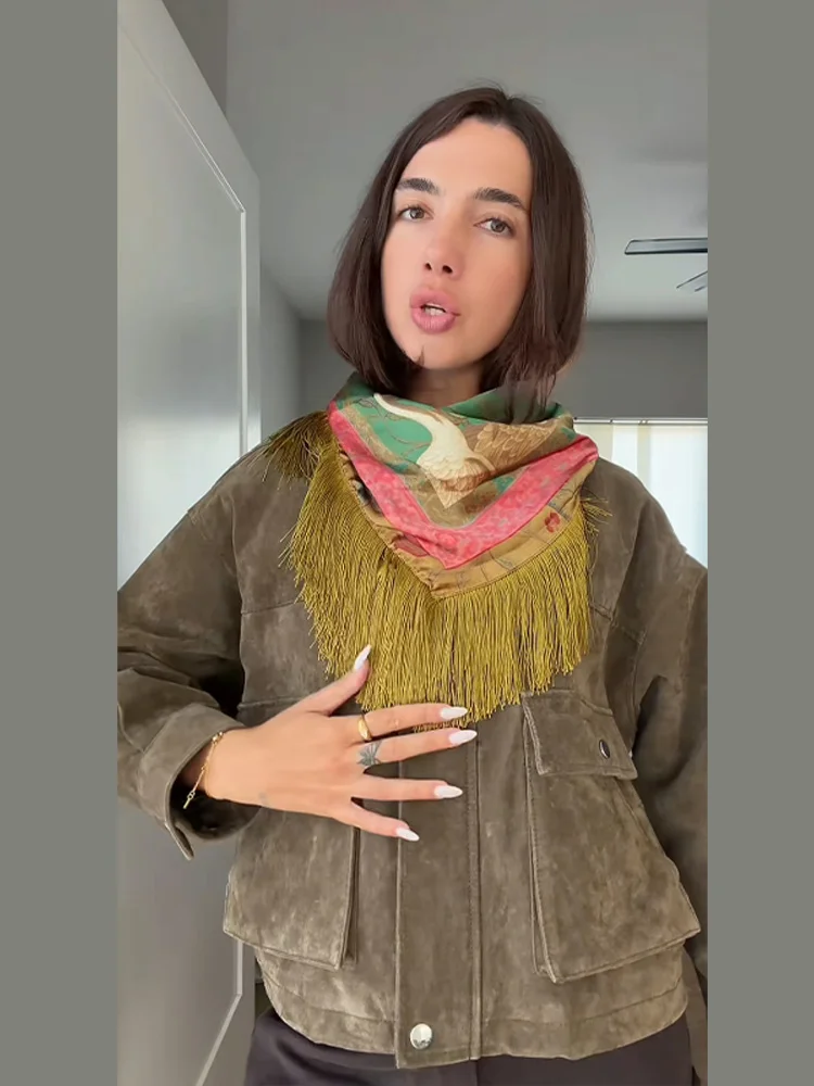 Écharpe sexy à imprimé pompons pour femme, châle léger et polyvalent pour les vacances, foulard carré, accessoires de mode féminins pour le quotidien