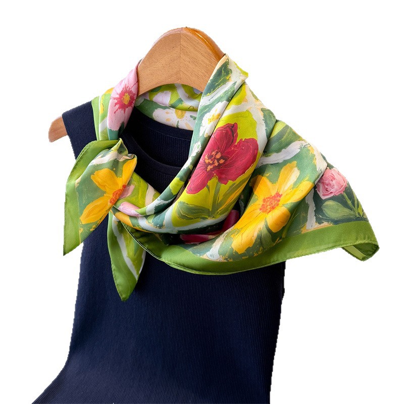 Écharpe carrée florale de luxe pour femmes, élégante, hijab, foulard, châle, en soie imitation douce et résistante aux taches, pour les voyages