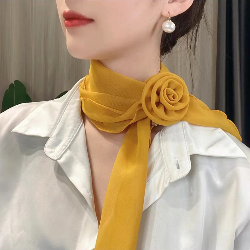 Écharpe en mousseline de soie à la mode, élégante et tendance, motif floral, châle polyvalent, décor rose détachable, écharpe pour le cou, cadeaux pour femmes et filles