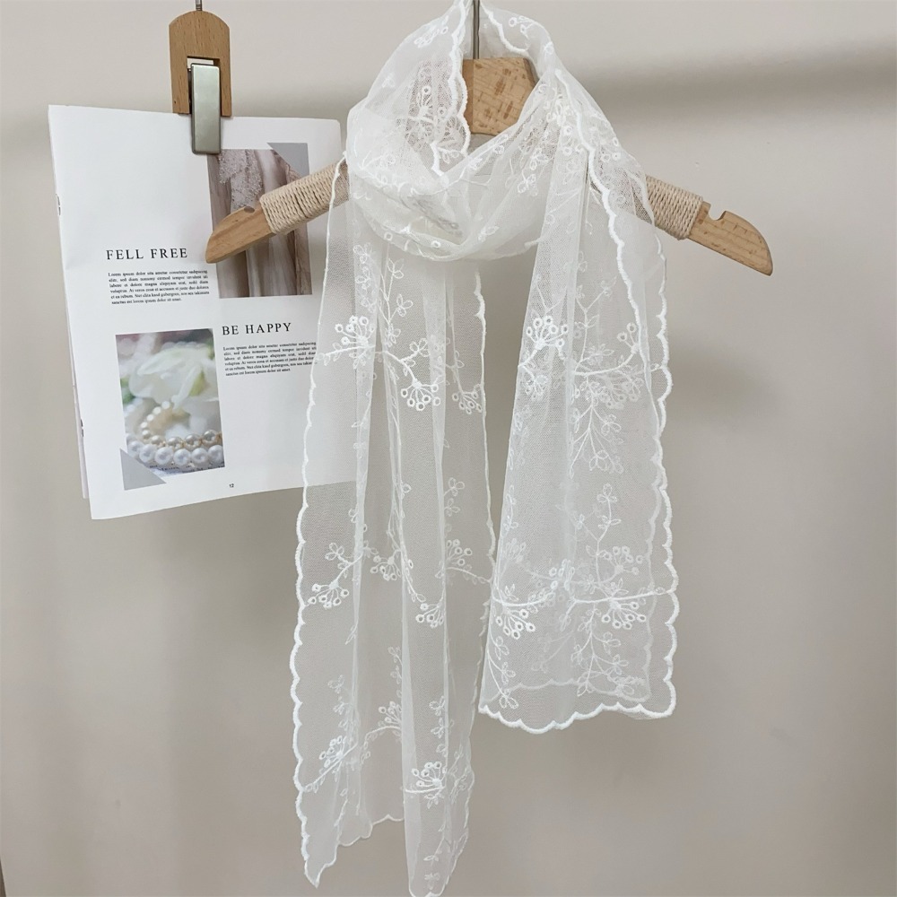 Petite écharpe longue en dentelle d'été, fleur brodée, longue soie, Version coréenne, châle décoratif polyvalent littéraire et rétro